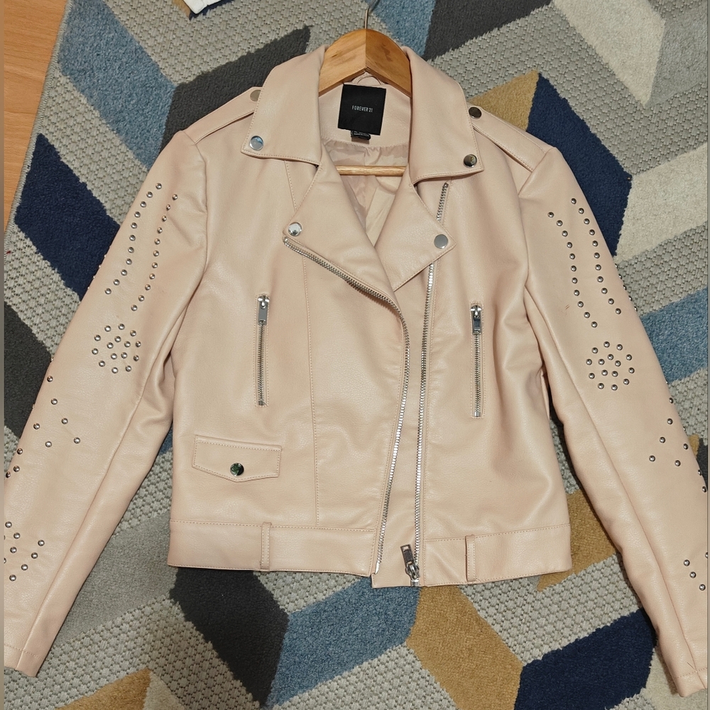 ❌SOLD❌ 🌸2 For $25🌸 Forever21 Studded Faux Leather Jacket